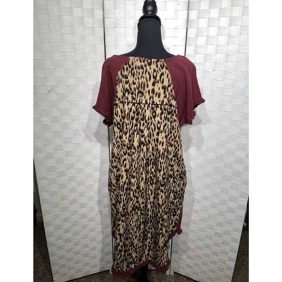 Umgee Womens Wine Animal Back Fishtail Scoop Tunic Dress Size Large Fall Boho - Picture 6 of 15